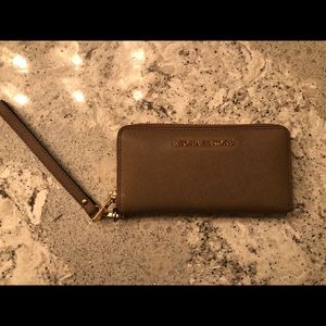 Michael Kors wallet